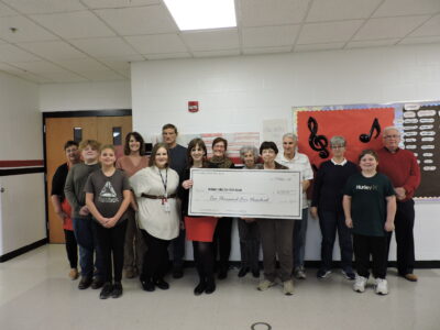 Ohio River Valley Elks Lodge 231 show support to Bellaire schools